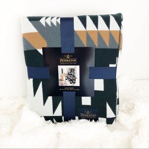 PENDELTON HOME COLLECTION Spider Rock Lux throw